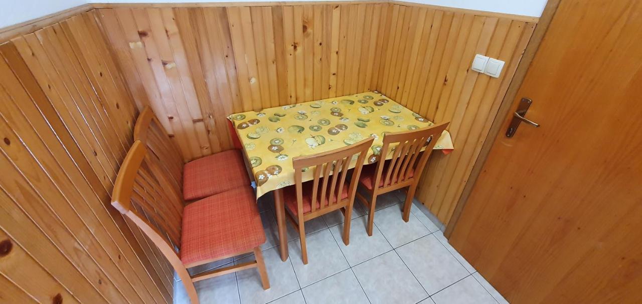 Apartments Duvnjak Omiš Buitenkant foto