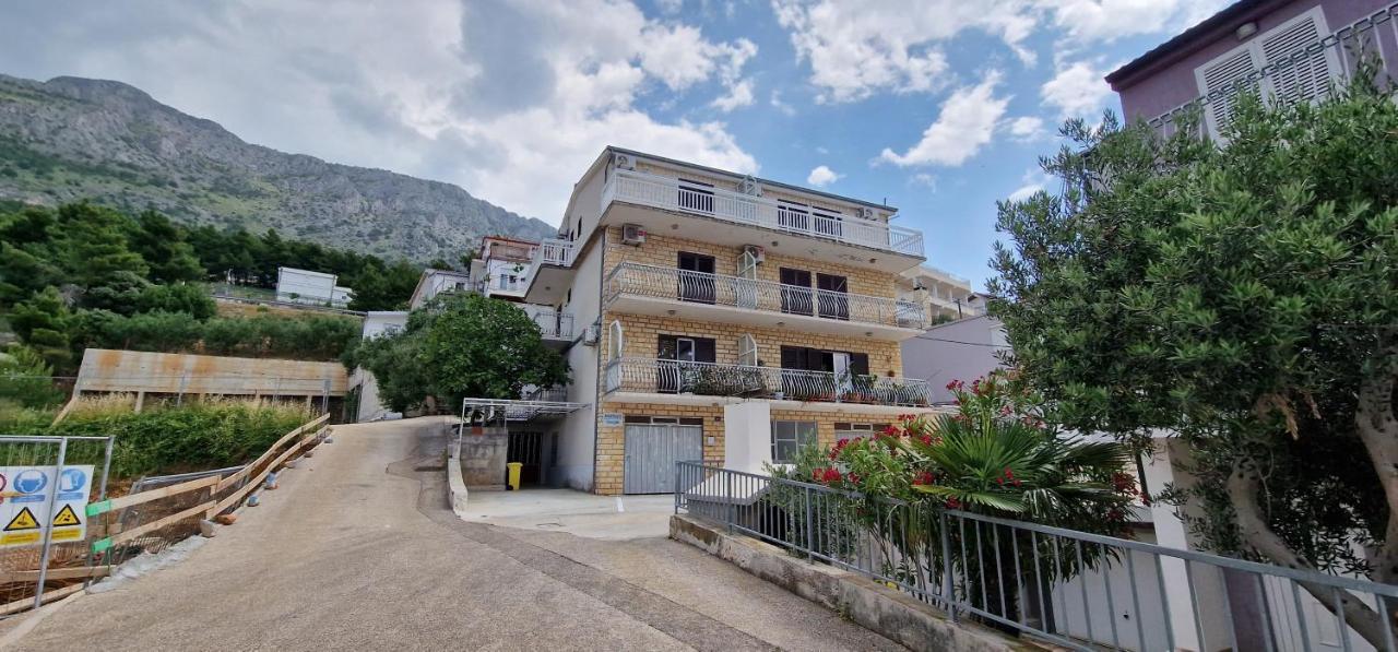 Apartments Duvnjak Omiš Buitenkant foto